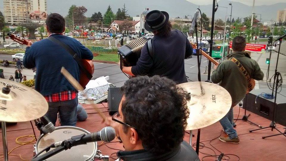 2014 «200 CUECAS AL AIRE LIBRE»(Descentralizando la música popular)
