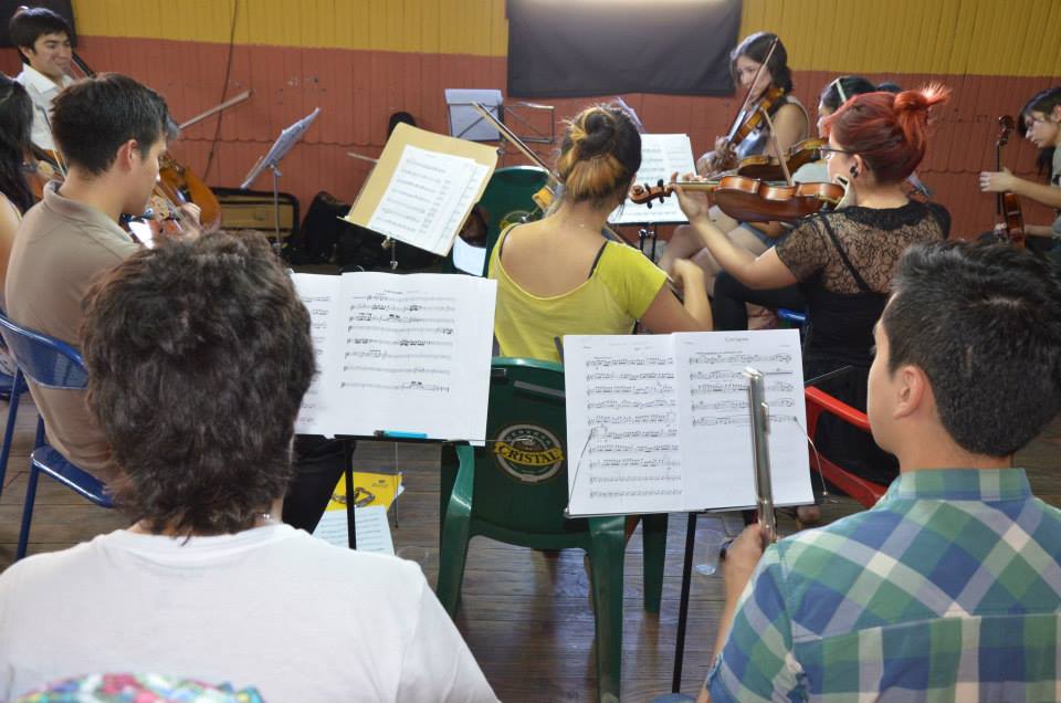 2013 CONCIERTO DE AÑO NUEVO (descentralizando la música clásica)